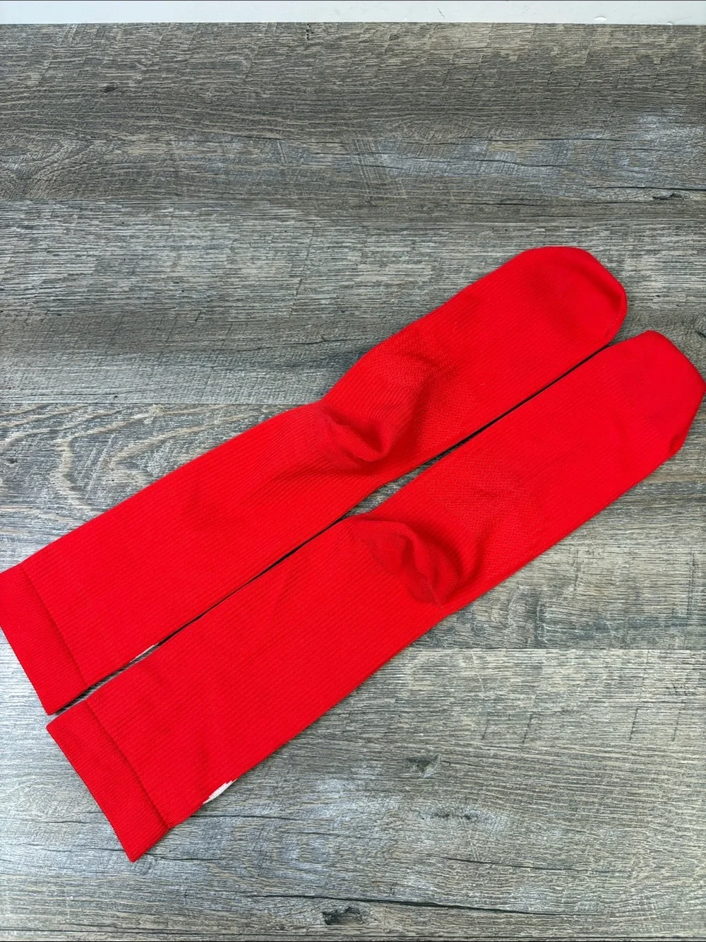 Supreme x Nike Red Logo Over-the-Calf Socks (Pair)